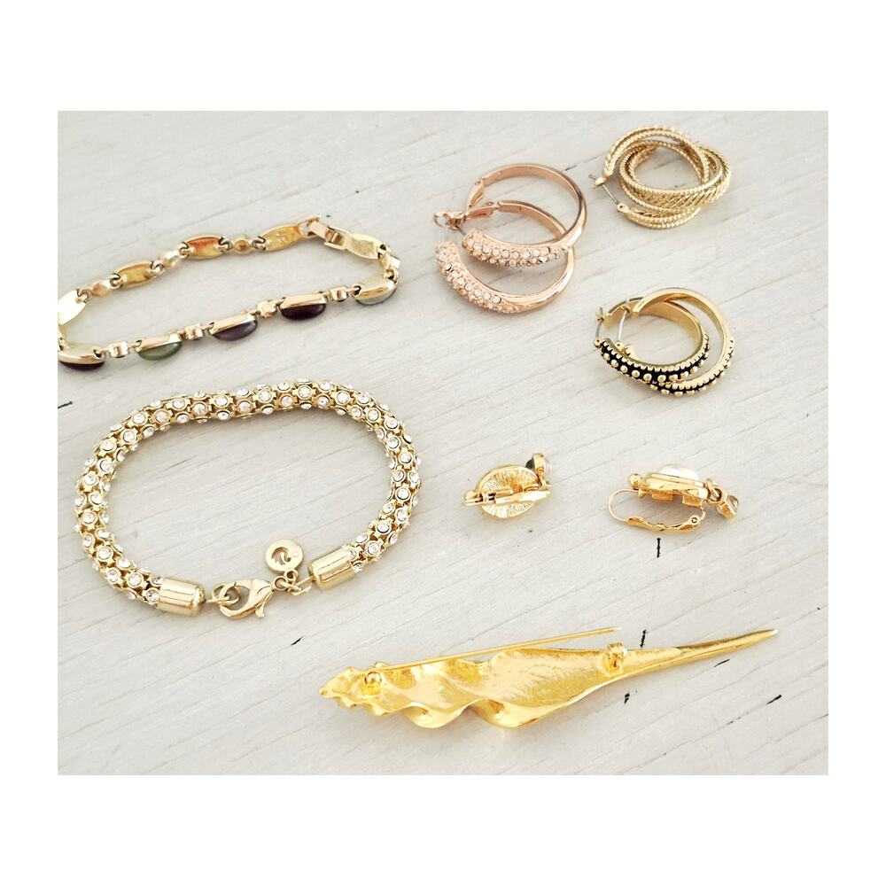 Vintage Jewelry Lot - Picture 6 of 8